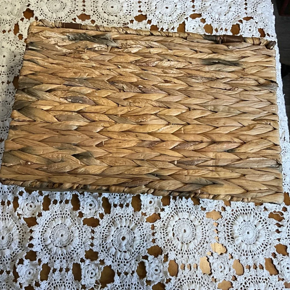 Vintage Woven Gathering Basket Wire‎ Frame Leather Hinged Lid Farmhouse Cottage